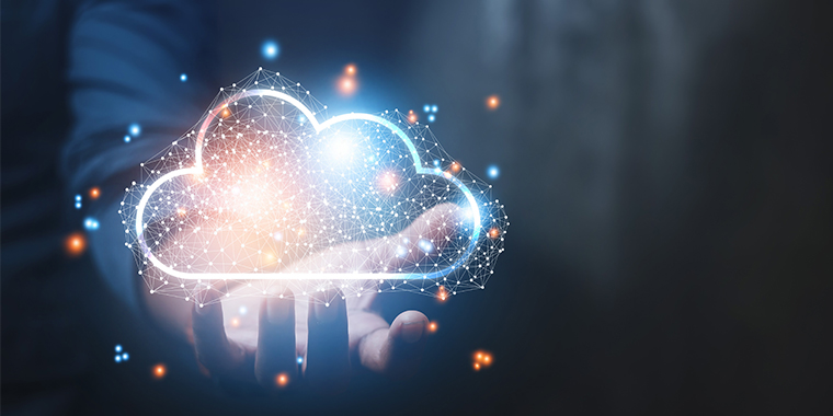 How do we meet the data challenges in the B2B e-commerce sector?