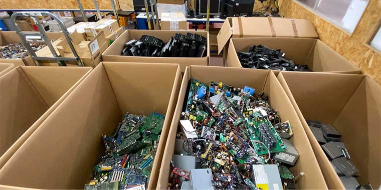Comment donner une seconde vie à son matériel informatique avec Manutan ? 