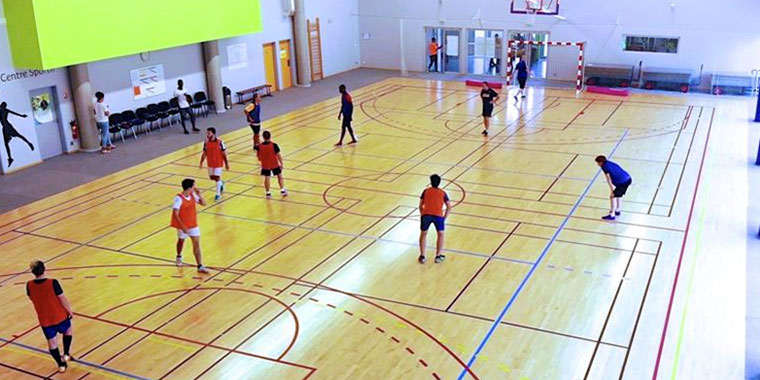 Manutan agit en faveur du sport inclusif et annonce un partenariat avec Novosports