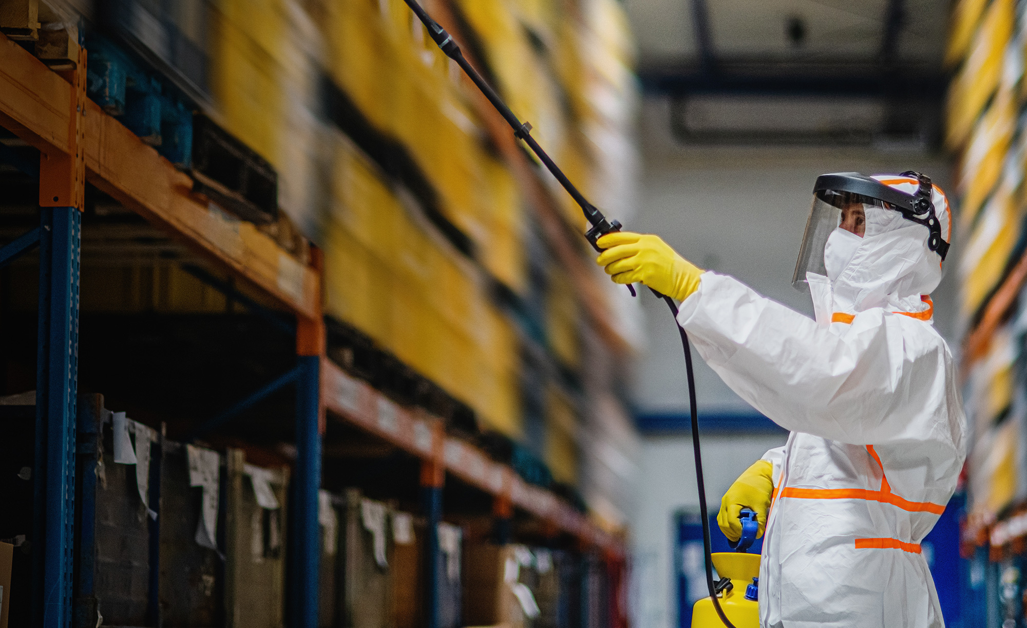 Cleaning and degreasing products for demanding environments